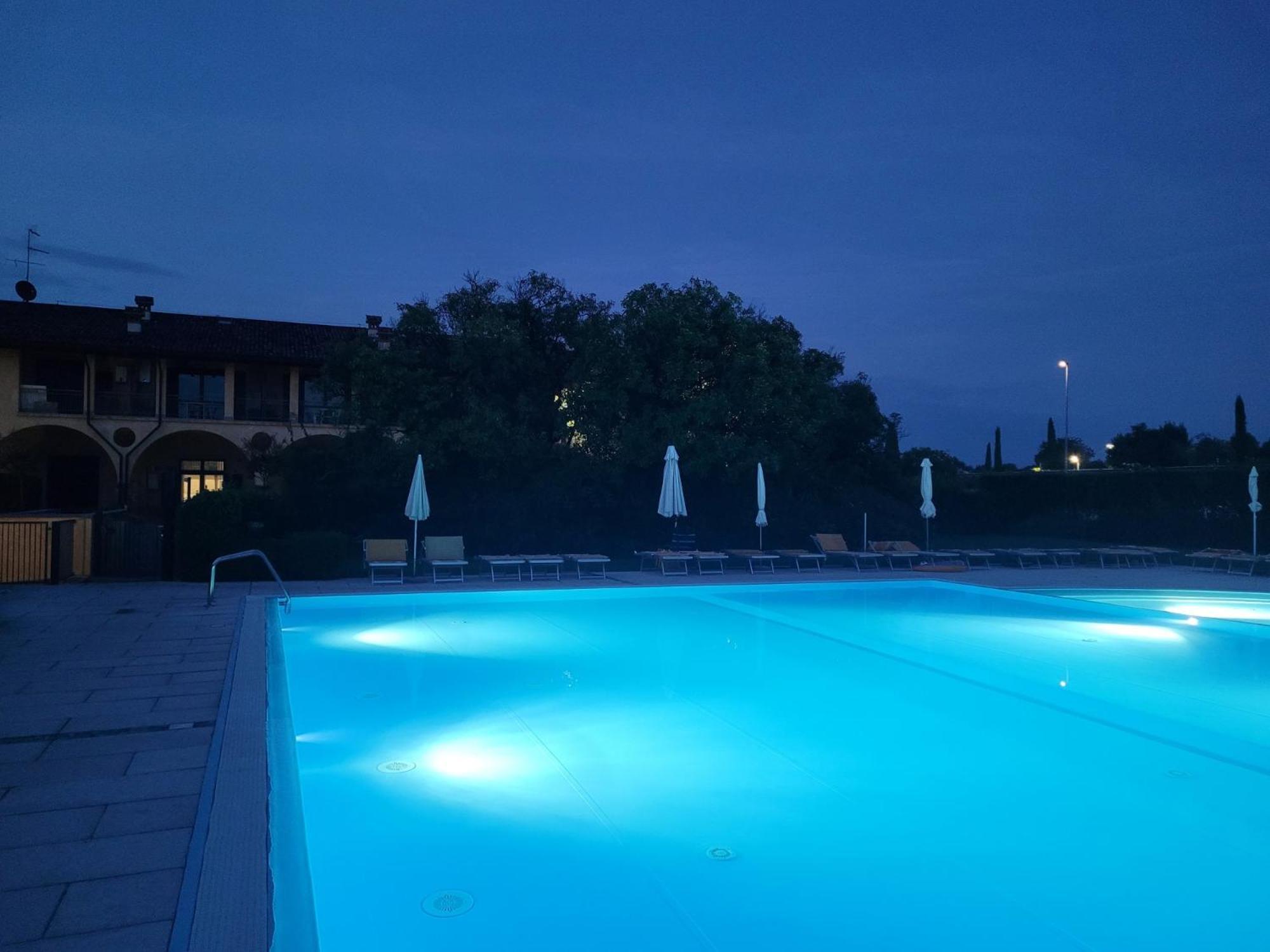 Apartmán Dolce Blu Sirmione Rivoltella del Garda Exteriér fotografie